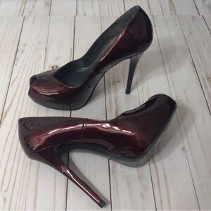 Stuart Weitzman Maroon Stiletto
Leather Heels
